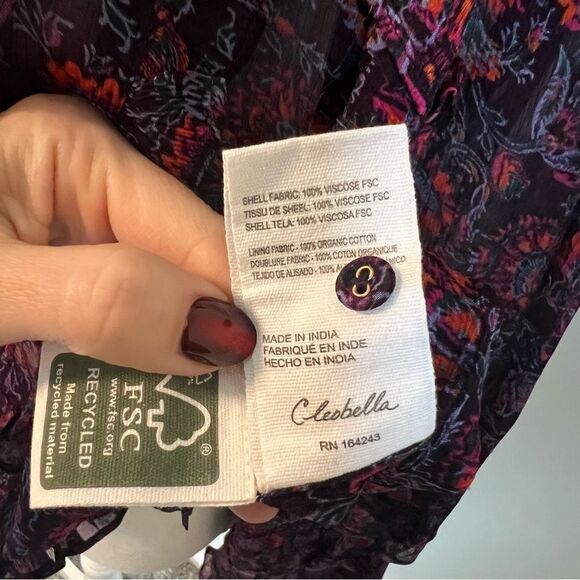 CLEOBELLA Fiorella Blouse NEW Size Medium Floral Long Sleeve Purple - Picture 13 of 13